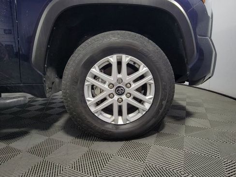 Used 2023 Toyota Tundra SR5 w/ SR5 Convenience Package AWD/4WD image 11