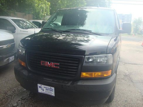 Used 2018 GMC Savana 2500 Extended w/ Driver Convenience Package image 2