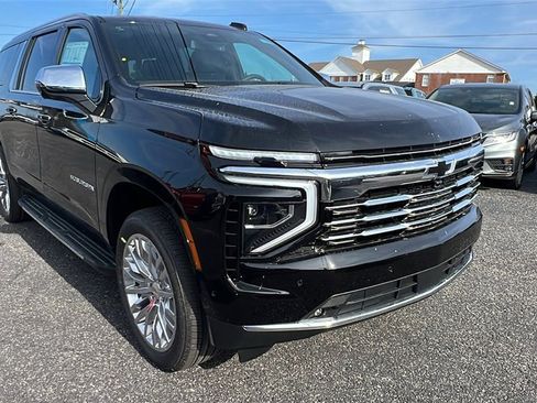 New 2026 Chevrolet Suburban Premier w/ Sun And Tow Package image 3