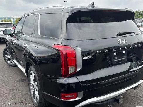 Used 2022 Hyundai Palisade Limited AWD/4WD image 2