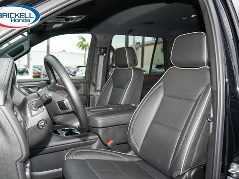 Used 2024 Chevrolet Tahoe Premier RWD image 18