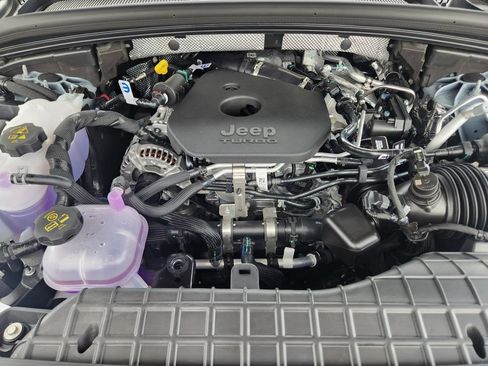 New 2026 Jeep Grand Cherokee Altitude RWD image 21