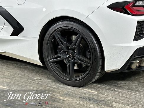 Used 2022 Chevrolet Corvette Stingray w/ Z51 Performance Package image 12