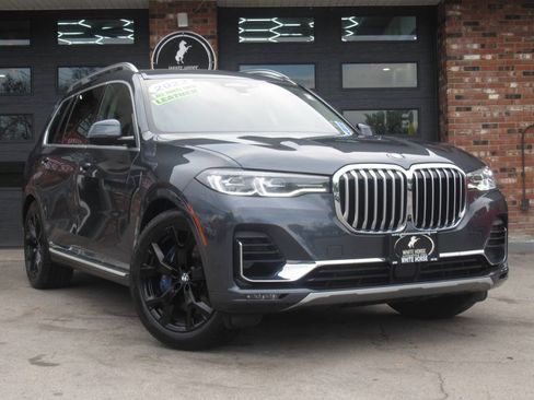 Used 2022 BMW X7 xDrive40i w/ Executive Package AWD/4WD image 2
