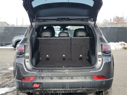 Used 2024 Jeep Compass Trailhawk w/ Trailhawk Elite Group image 25