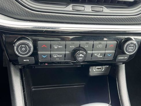 Used 2022 Jeep Compass Trailhawk w/ Trailhawk Elite Group image 31