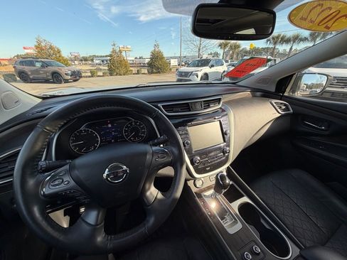 Certified 2022 Nissan Murano Platinum w/ Cargo Package image 21