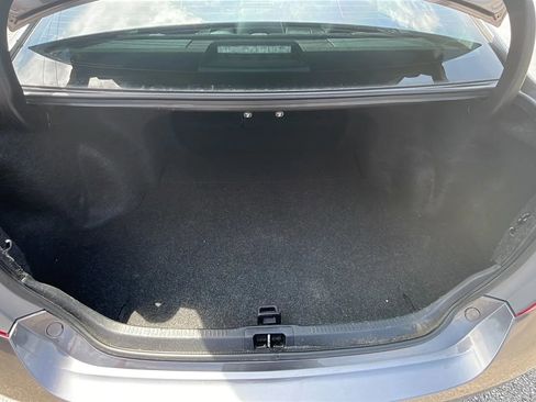 Used 2016 Toyota Camry SE FWD image 20