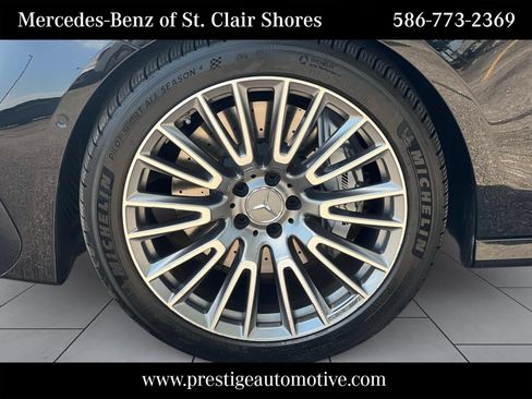 Used 2025 Mercedes-Benz E 53 AMG e 4MATIC Sedan image 11