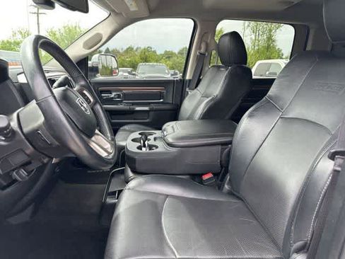 Used 2015 RAM 2500 Laramie AWD/4WD image 3
