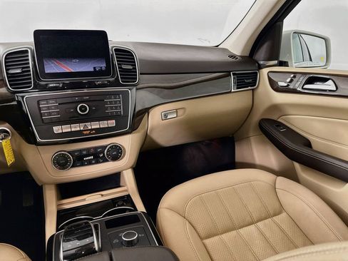 Used 2018 Mercedes-Benz GLE 350 image 24