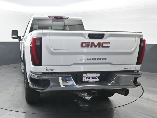 Used 2025 GMC Sierra 2500 SLT w/ SLT Convenience Package AWD/4WD image 4