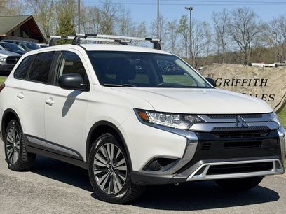 Used 2020 Mitsubishi Outlander ES
