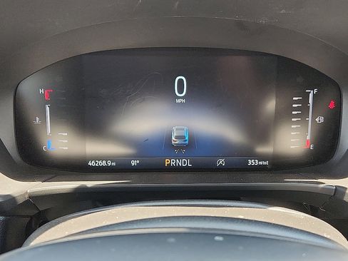 Used 2024 Ford Escape ST-Line image 10