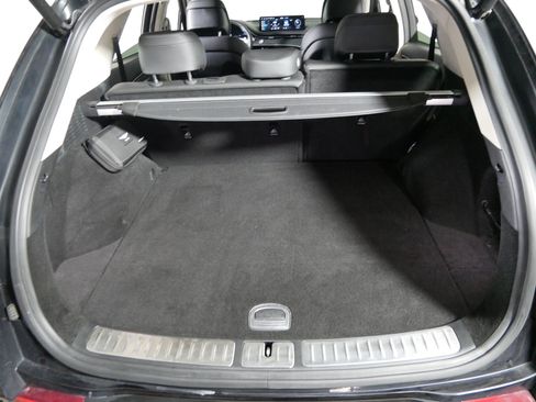 Certified 2025 Genesis GV70 2.5T image 18