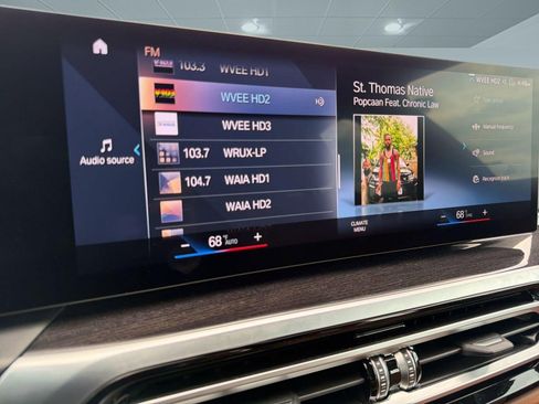 Used 2023 BMW i4 eDrive40 w/ Premium Package image 21