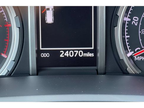 Used 2023 Toyota 4Runner Limited RWD image 41