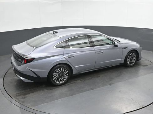 Certified 2024 Hyundai Sonata SEL FWD image 30