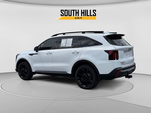 Certified 2025 Kia Sorento X-Line EX AWD/4WD image 3