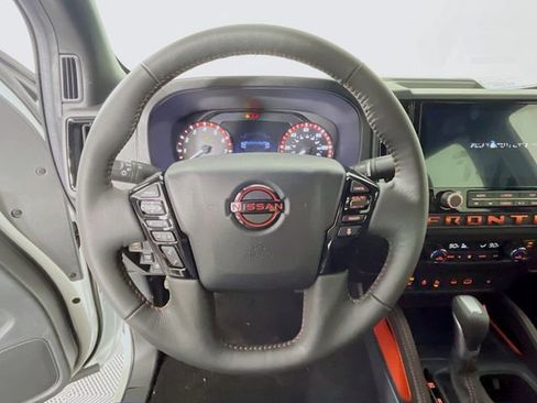 New 2026 Nissan Frontier Pro-X w/ Pro-X Convenience Package RWD image 8