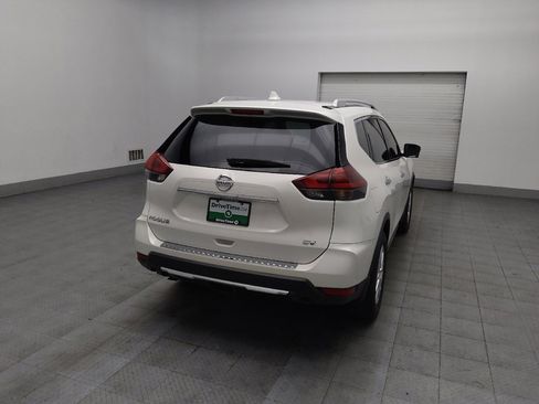 Used 2018 Nissan Rogue SV w/ Premium Package image 7