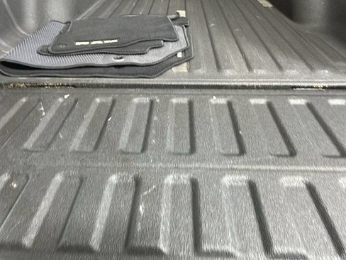 Used 2020 RAM 1500 Big Horn AWD/4WD image 32