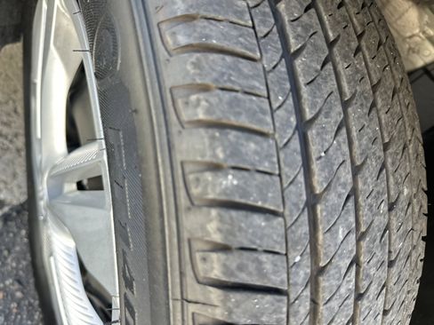 Used 2023 Nissan Kicks S image 8