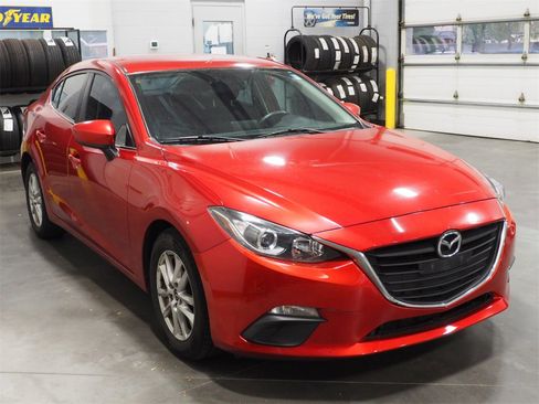 Used 2016 MAZDA MAZDA3 i Sport w/ Preferred Equipment Package image 3