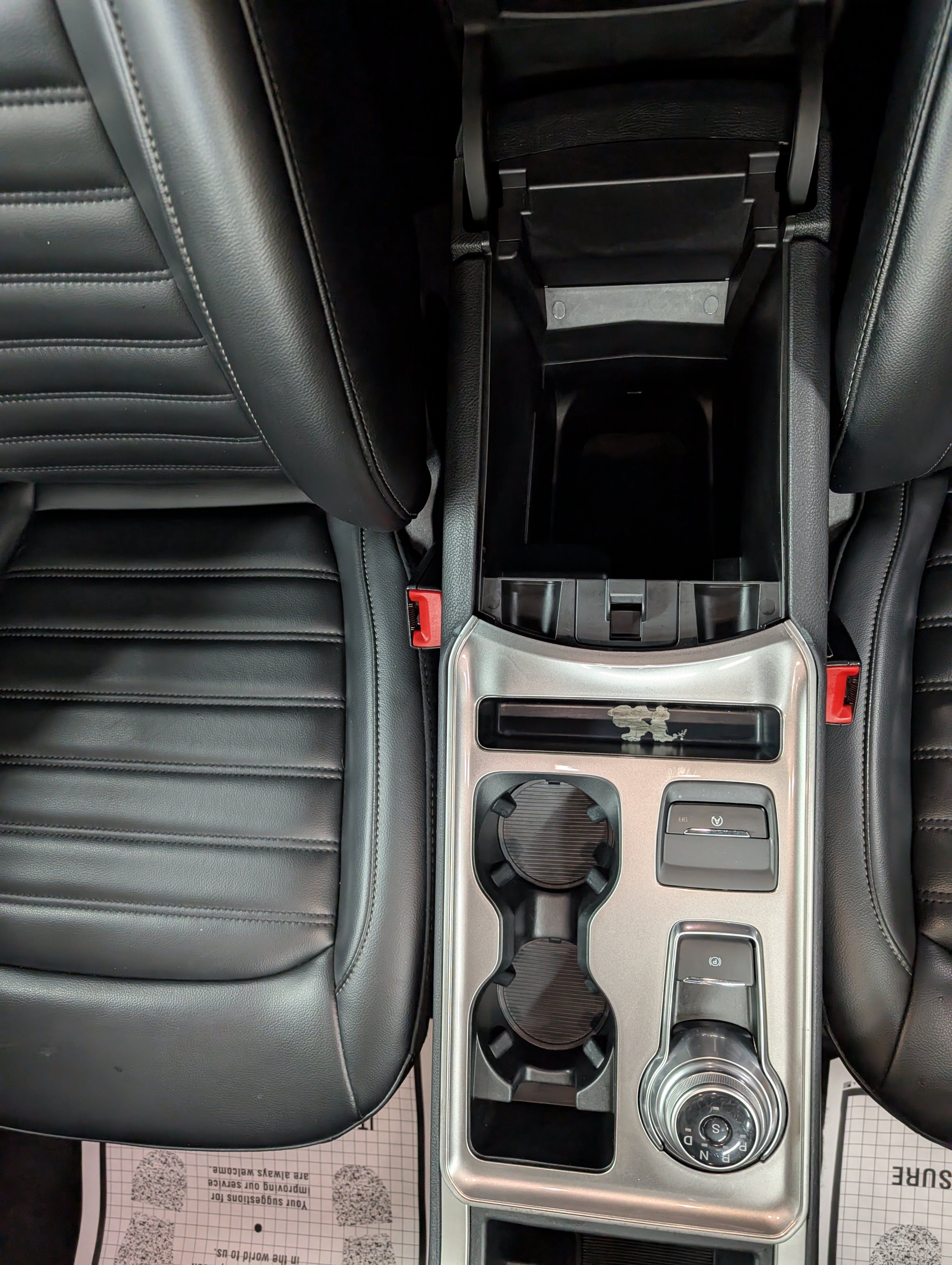 Used 2024 Ford Edge SEL AWD/4WD image 9