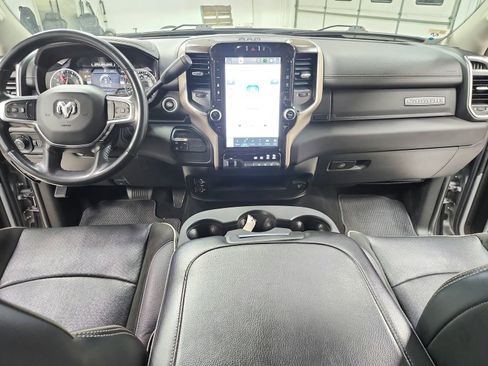 Used 2024 RAM 2500 Laramie AWD/4WD image 26