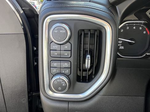 Used 2021 GMC Sierra 1500 Elevation w/ LPO, Elevation Black Package AWD/4WD image 20
