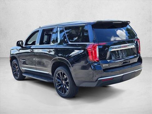 Used 2024 GMC Yukon SLT w/ SLT Luxury Package RWD image 5