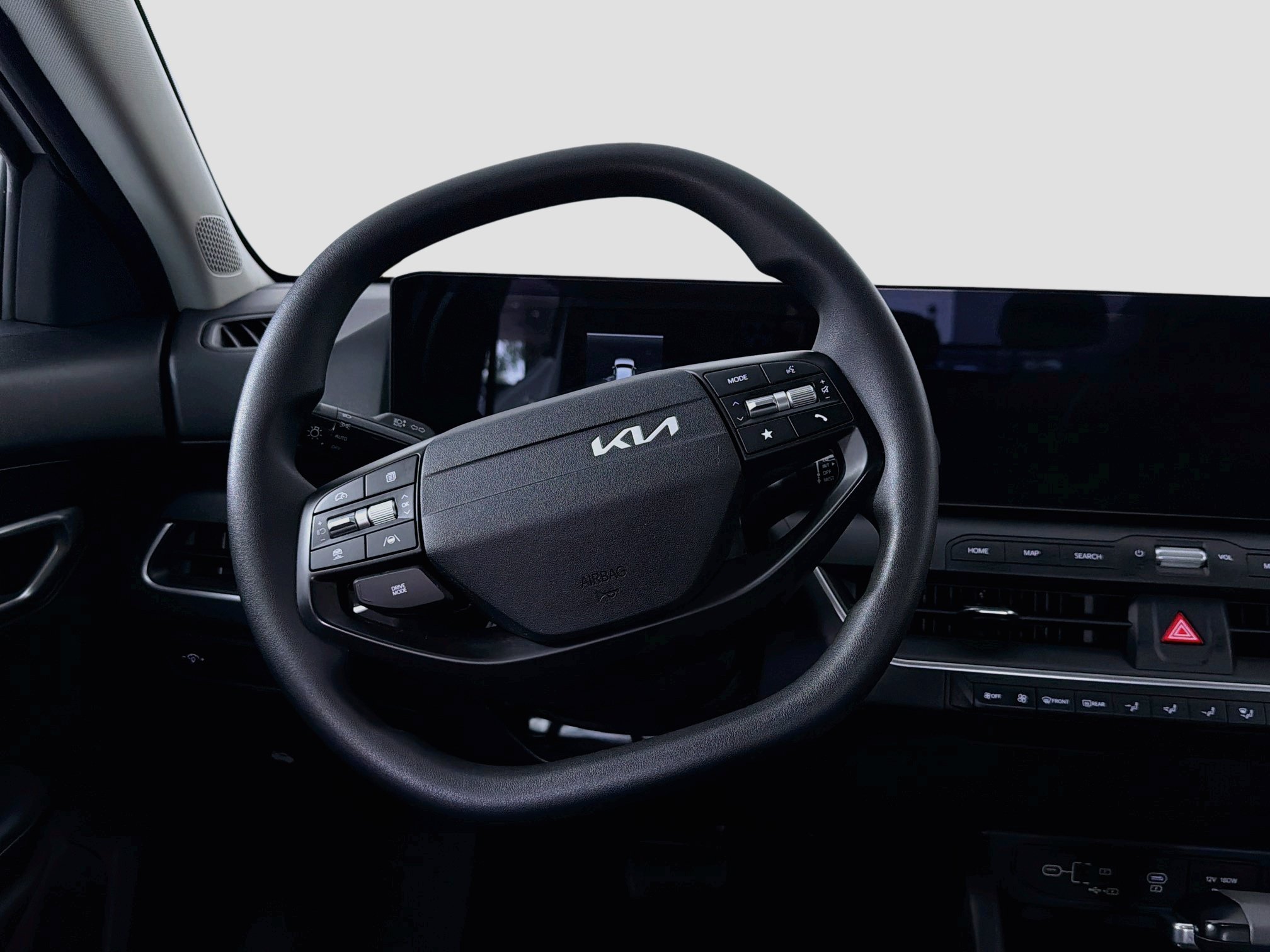 Used 2025 Kia K4 FWD image 18