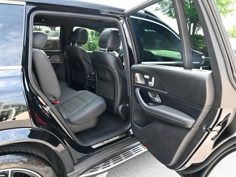 Used 2021 Mercedes-Benz GLS 580 4MATIC image 52