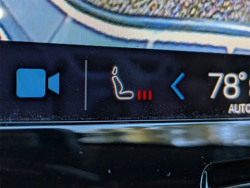 Certified 2023 Volvo XC60 B5 Plus w/ Protection Package Premier image 26