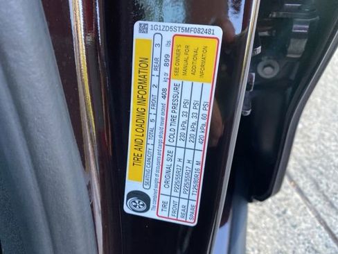 Used 2021 Chevrolet Malibu LT w/ Leather Package FWD image 28