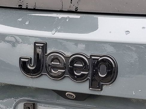 Used 2018 Jeep Renegade Sport w/ Power & Air Group AWD/4WD image 28