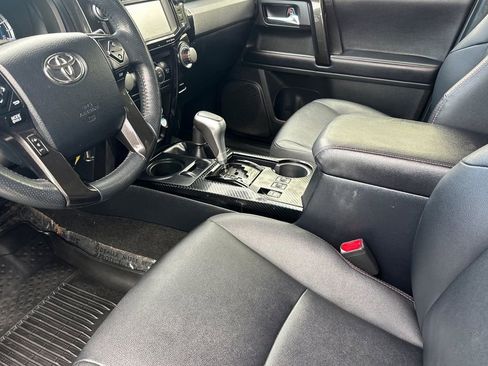 Used 2019 Toyota 4Runner TRD Off-Road Premium AWD/4WD image 10