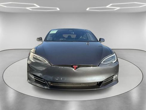Used 2020 Tesla Model S AWD image 2