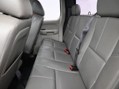 Used 2013 Chevrolet Silverado 1500 W/T RWD image 18
