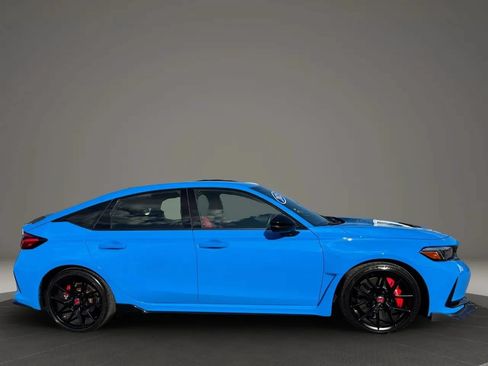 Used 2025 Honda Civic Type R image 7