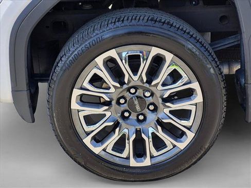 Used 2025 GMC Sierra 1500 Denali Ultimate AWD/4WD image 25