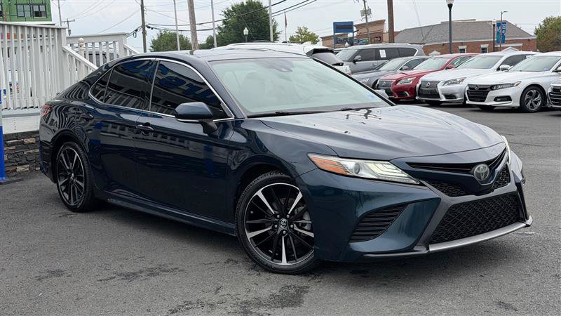 Used 2019 Toyota Camry XSE FWD image 8