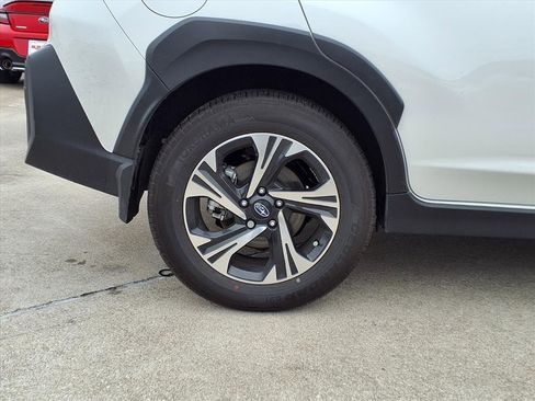 Certified 2025 Subaru Crosstrek 2.0i Premium image 9