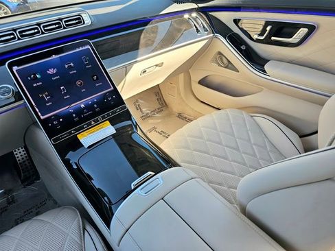 New 2026 Mercedes-Benz S 580 4MATIC Sedan image 32
