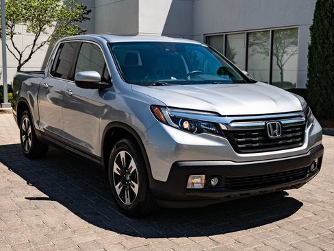 Used 2020 Honda Ridgeline RTL image 12