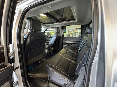Used 2023 Ford F350 Lariat w/ Lariat Ultimate Package AWD/4WD image 18