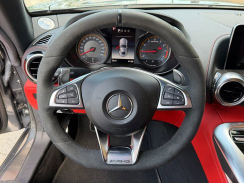 Used 2018 Mercedes-Benz AMG GT S image 18