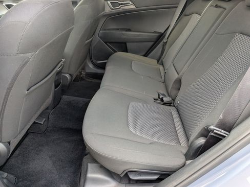 Used 2025 Kia Sportage LX FWD image 26