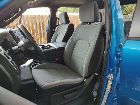 Used 2022 RAM 1500 Big Horn image 3